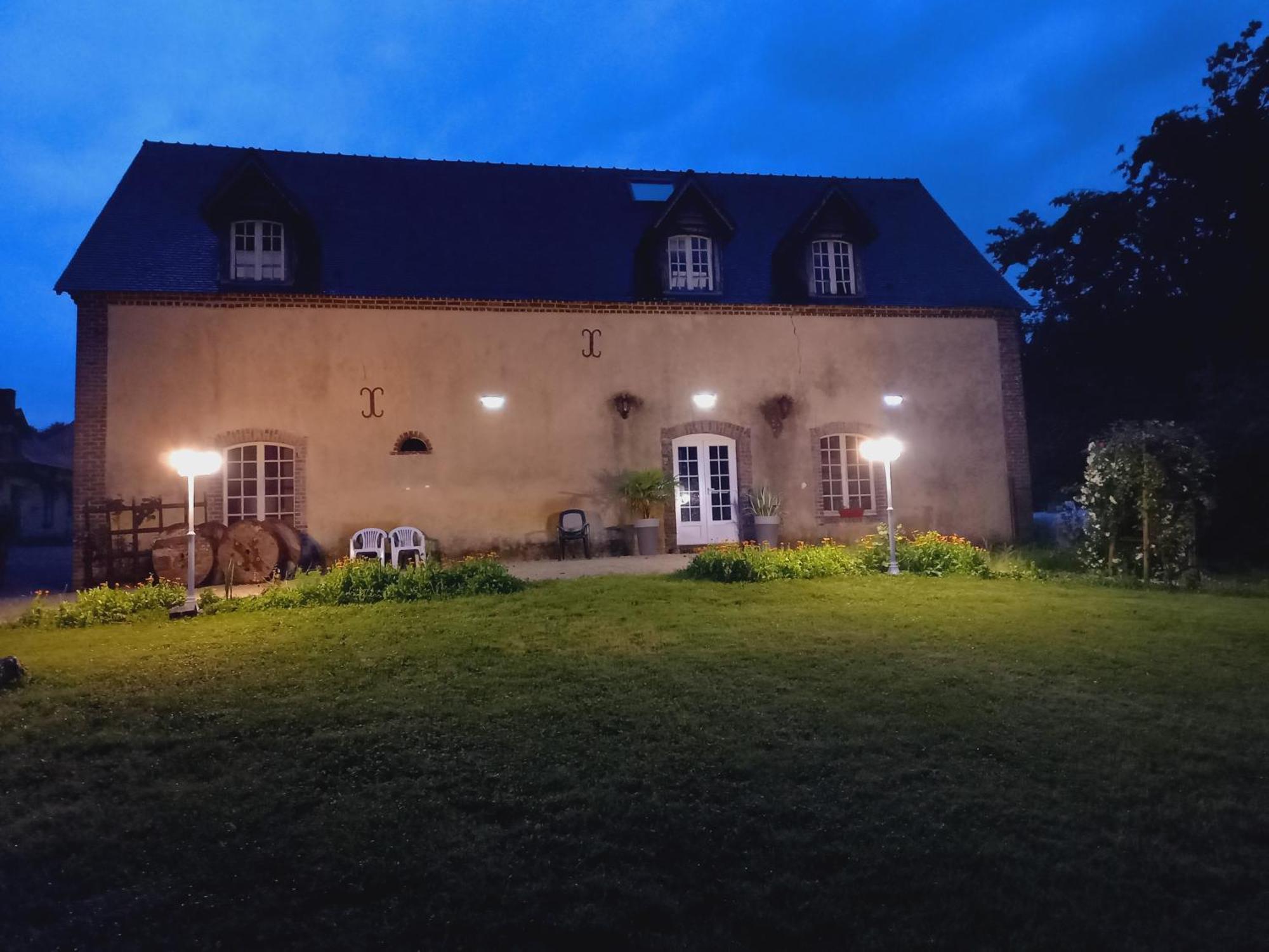 Gite Des Etangs De Beaulieu Le Plessis-Dorin Exteriör bild